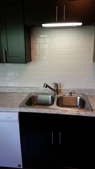 Building Photo - 2612 Erin