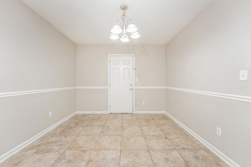 Building Photo - 728 Stonebridge Park Cir