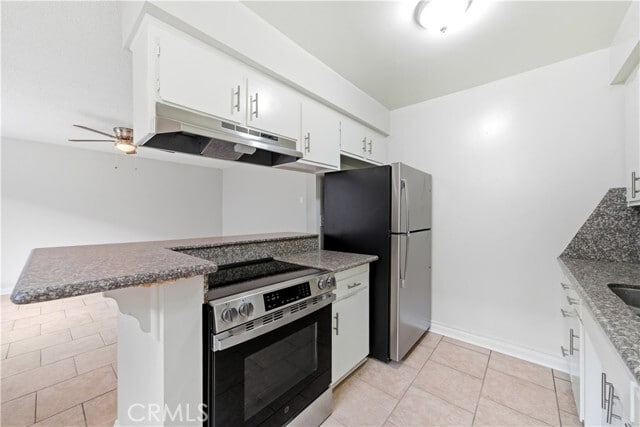 Building Photo - 912 Gladys Ave