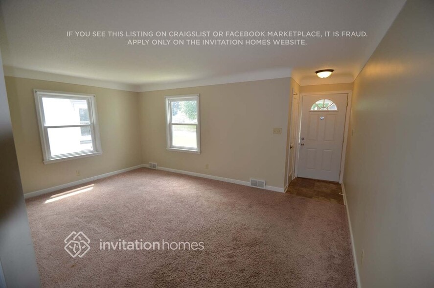 Building Photo - 4524 Zenith Ave N