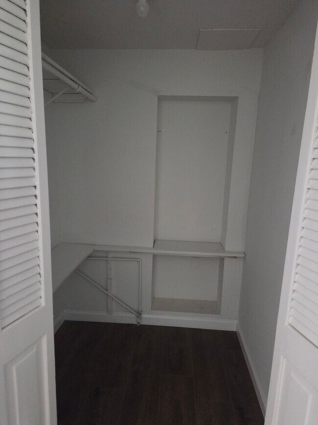 Building Photo - 2bedroom 1bath chalet style Mtn Retreat duplex