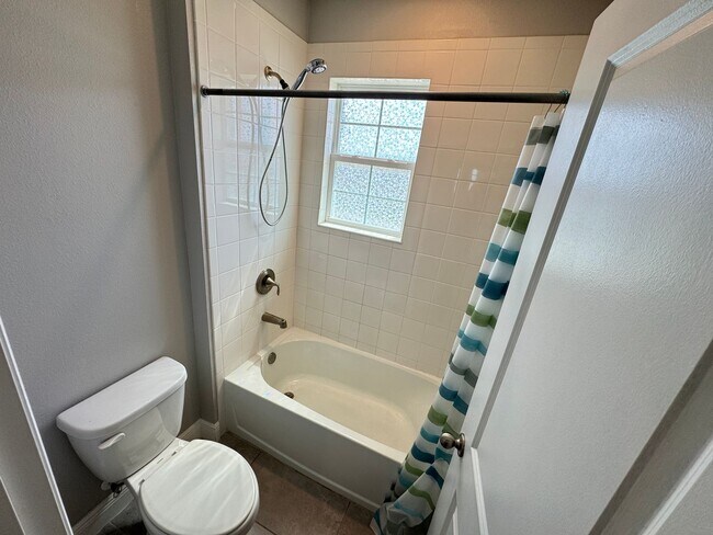 Building Photo - Available NOW!  Incredible, SPACIOUS 5 Bed...