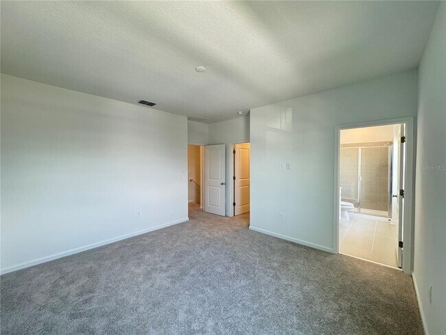 Building Photo - 2848 Haze Rd