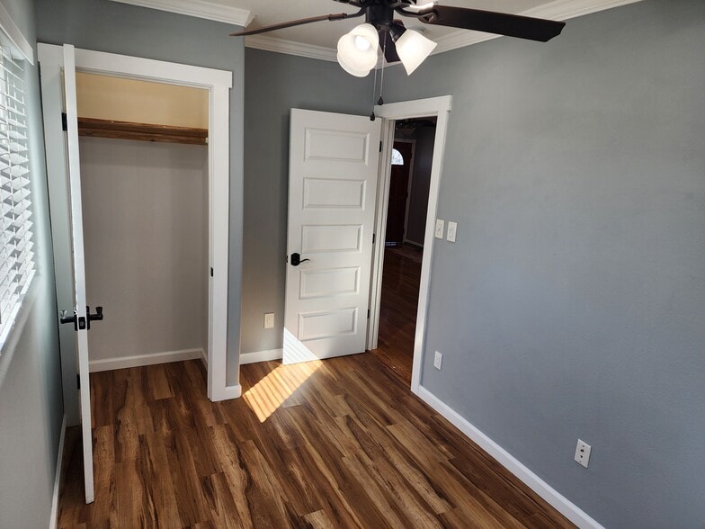 Building Photo - 3549 Highland Ave