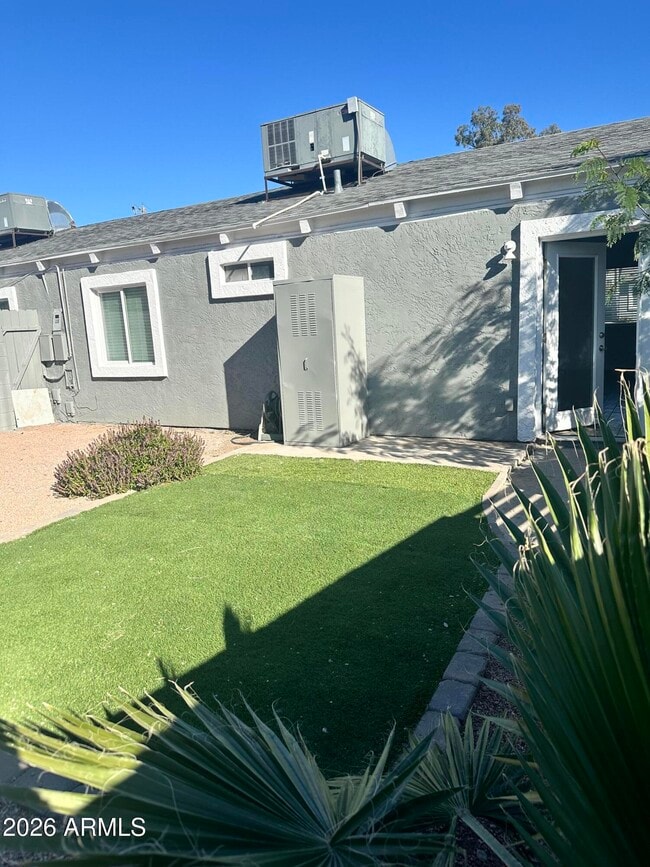 Building Photo - 13221 North 21st Pl