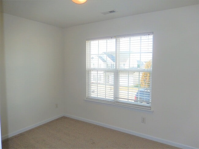 Building Photo - 1421 Springshire Ct