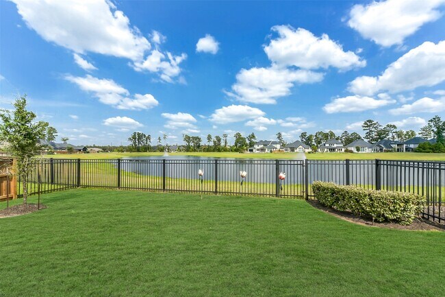 Building Photo - 28289 Emerald Bnd