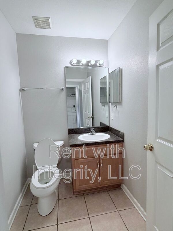 Building Photo - 1635 Corey Wood Cir