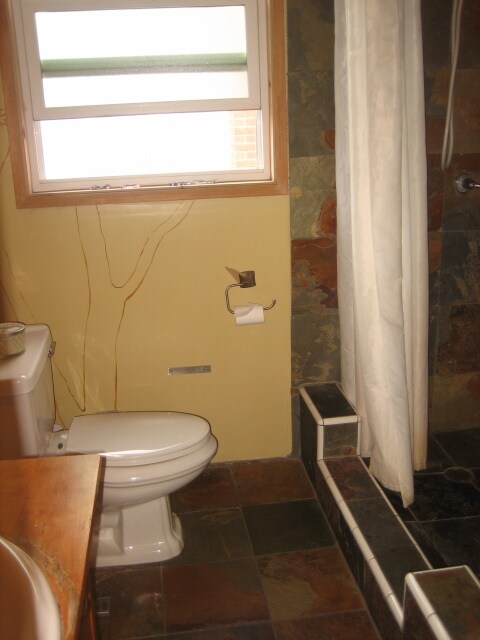 Building Photo - 632 Plumer St
