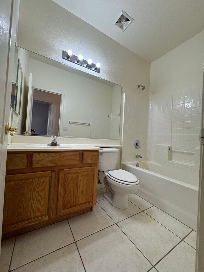 Building Photo - 3 BEDROOM IN SAN TAN RANCH IN GILBERT