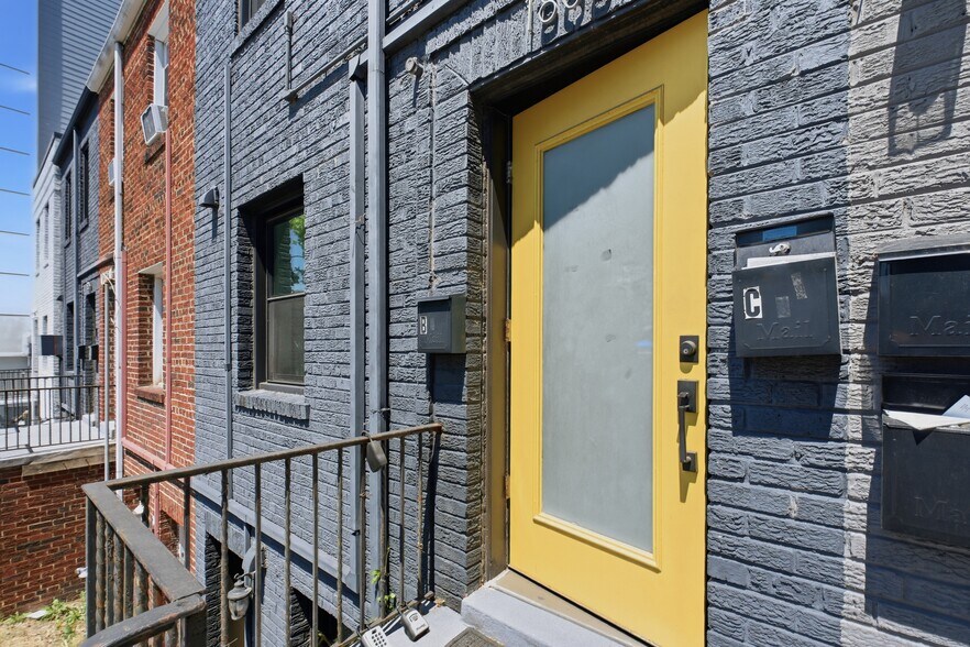 Building Photo - 1808 Benning Rd NE