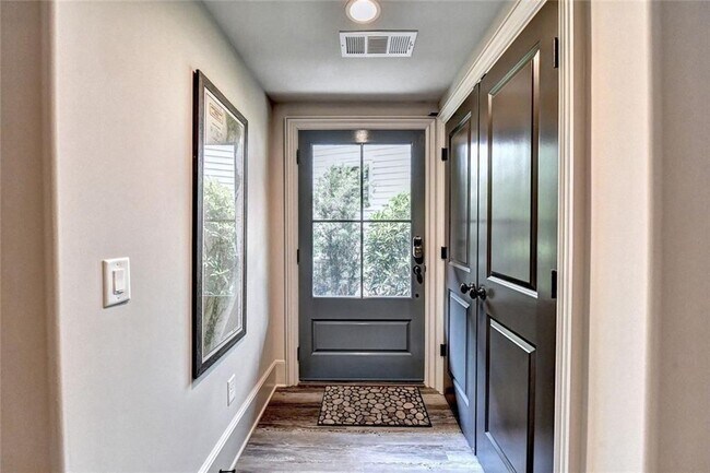 Building Photo - 2555 Brook Run