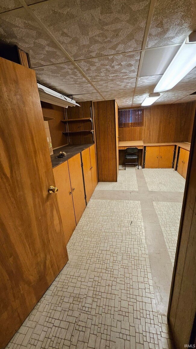 Building Photo - 509 S Swain Ave