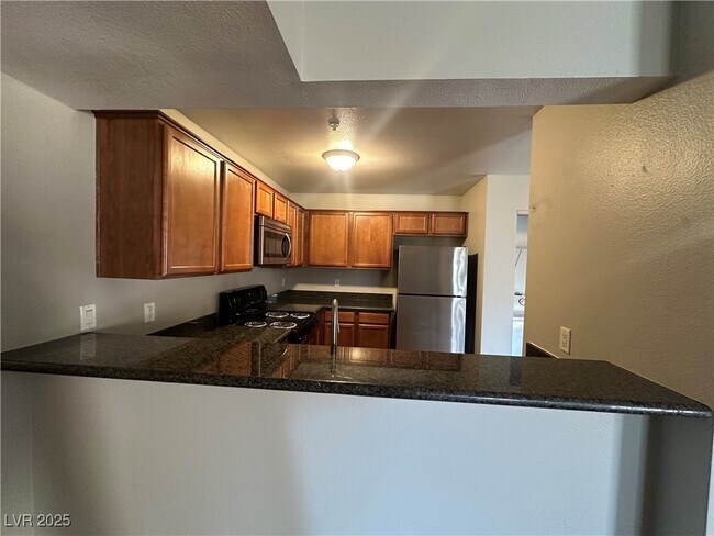 Building Photo - 2120 Sealion Dr