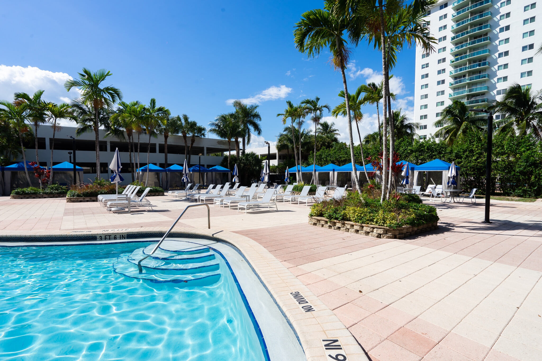 Building Photo - 19370 Collins Ave