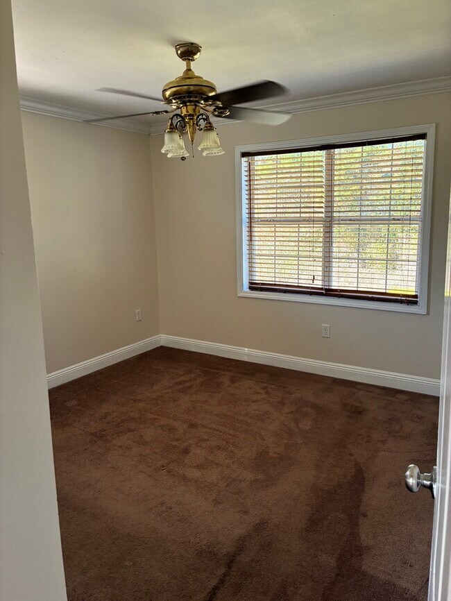 Building Photo - Beautiful 3/1 in Bay St. Louis, MS