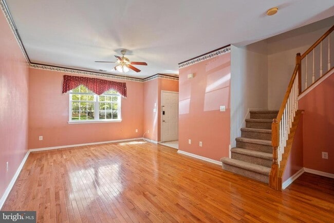 Building Photo - 1209 Blossom Cir