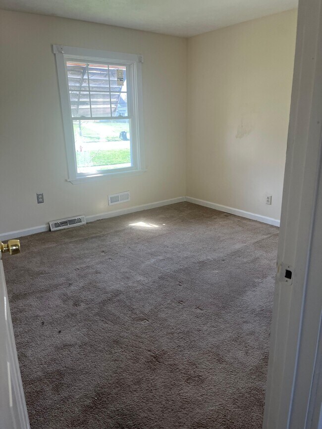 Building Photo - 11701 East Blvd