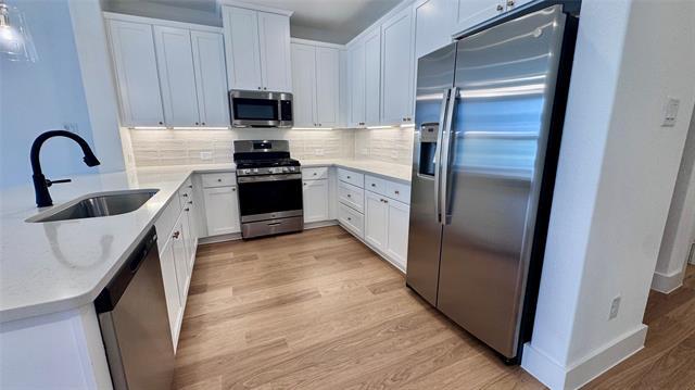 Building Photo - 2546 Campden Mews