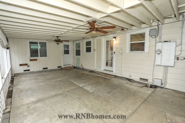Building Photo - 3141 63rd St