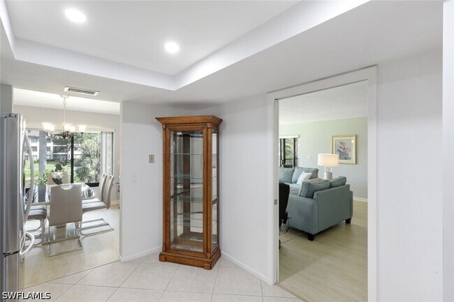 Building Photo - 5954 Pelican Bay Blvd