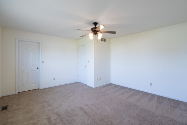 Building Photo - 3517 Prescott Dr