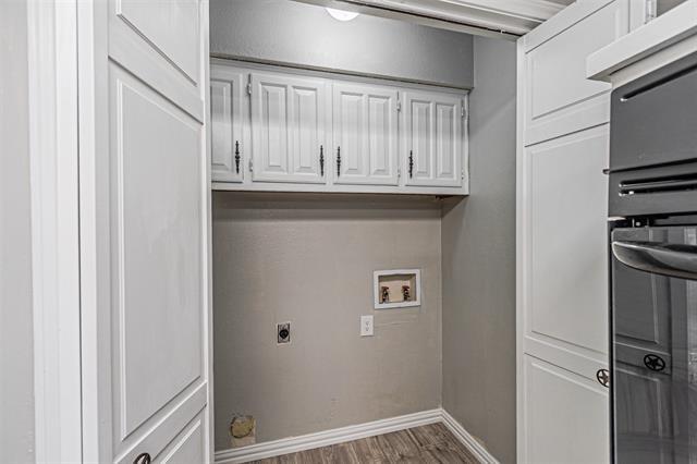 Building Photo - 2435 Old Mill Rd