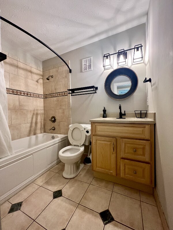 Building Photo - 4568 Vinings Central Trace SE