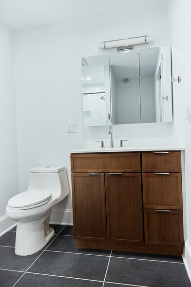 Building Photo - 508 Liberty St