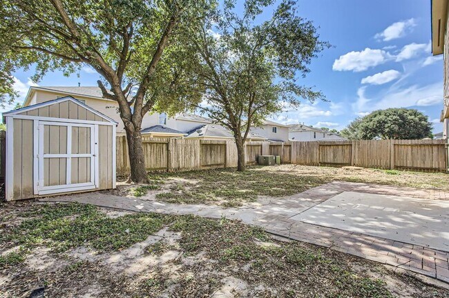 Building Photo - 18223 Thicket Grove Rd