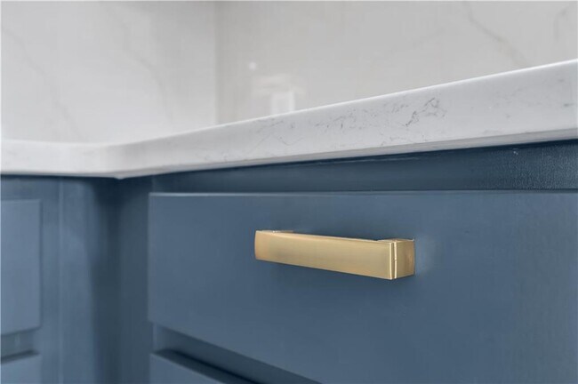 Building Photo - 255 Pearl St