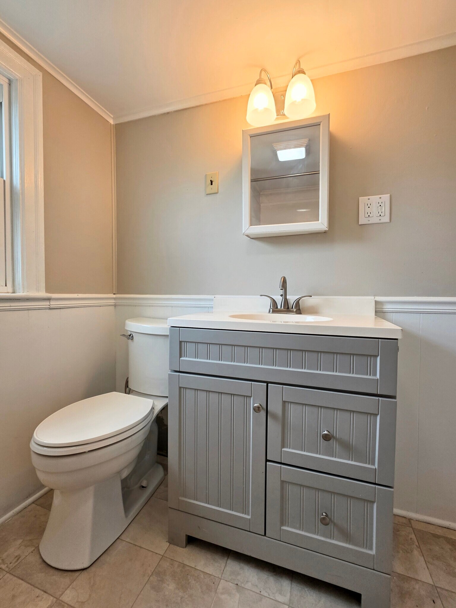 Building Photo - 607 Beaver Valley Pike