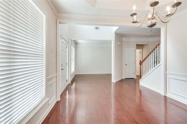 Building Photo - 2262 Young America Dr NE