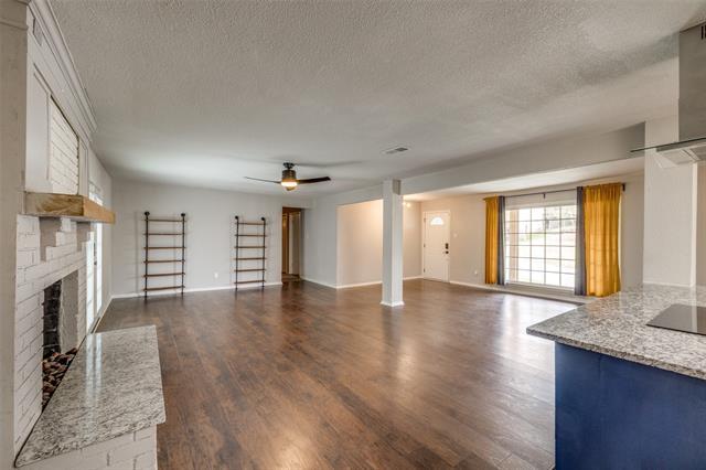 Building Photo - 625 Blue Lake Dr