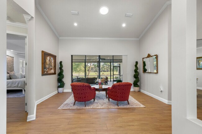 Building Photo - 1509 SW Mockingbird Cir