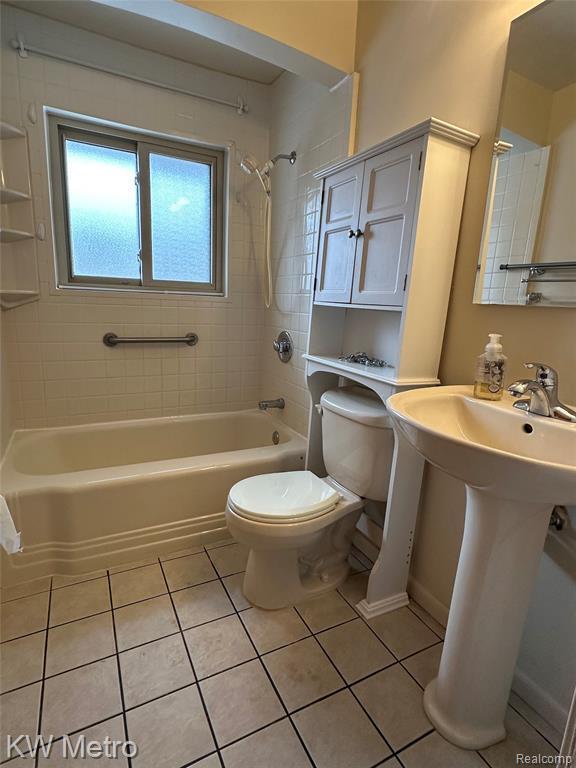 Building Photo - 21624 Winshall St