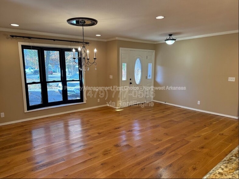 Building Photo - 23 N Howard Pl