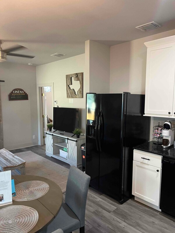 Building Photo - 1251 Canyon Shores