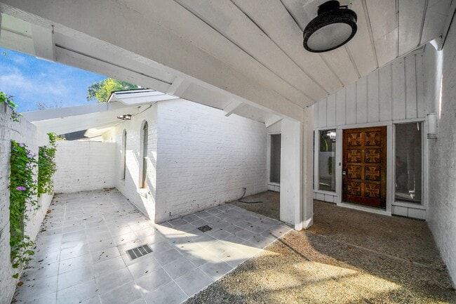 Building Photo - 18330 Cape Bahamas Ln
