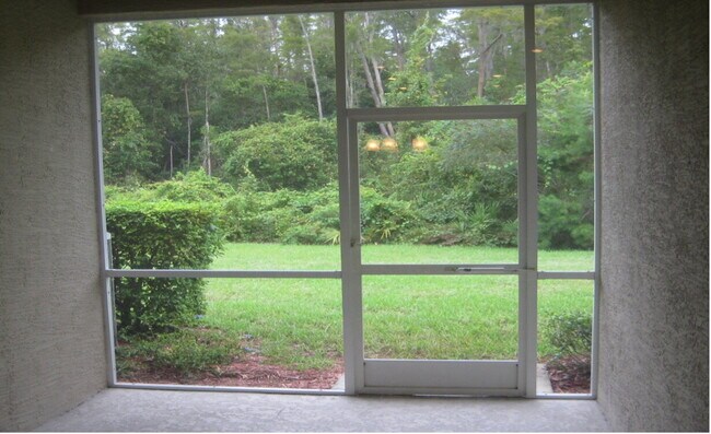 Building Photo - 11141 Port Douglas Dr