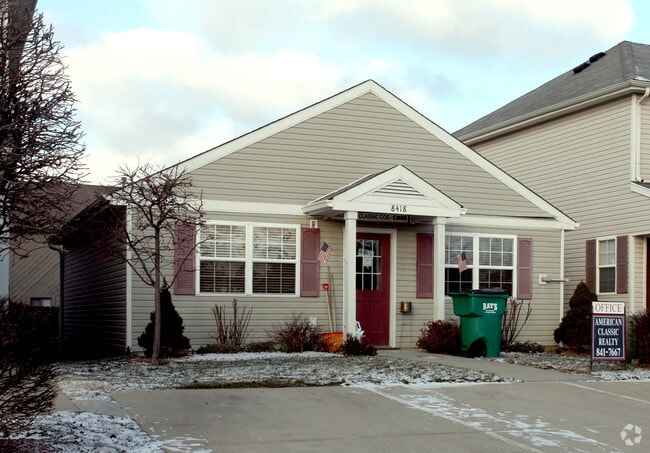 Building Photo - Clearvista Townhomes