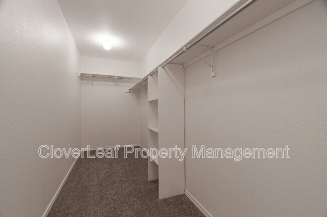 Building Photo - 11626 Kintbury