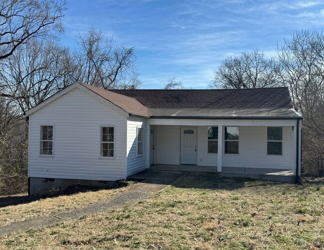 Building Photo - Dual Suite Privacy! Perfect for Roommates — Minutes to APSU & Downtown