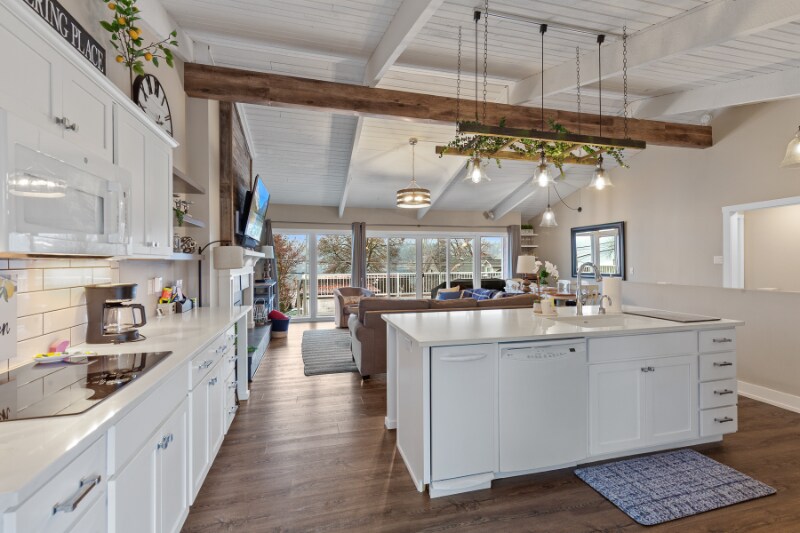 Building Photo - 23608 E 2nd Ave