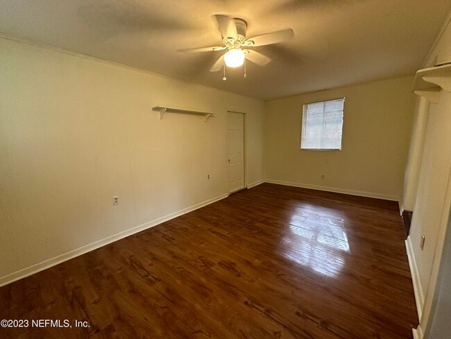 Building Photo - 2131 Goltare Dr