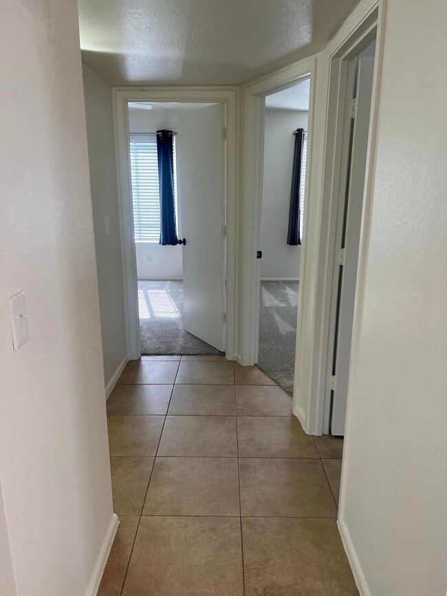 Building Photo - 3-bedroom , 2-bath remodeled home