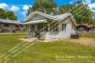 Building Photo - 120 Railroad Ave