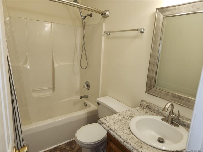Building Photo - 2653 Rivercliff Rd