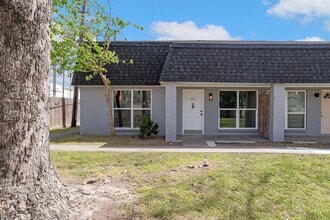 Building Photo - 2689 Gessner Rd