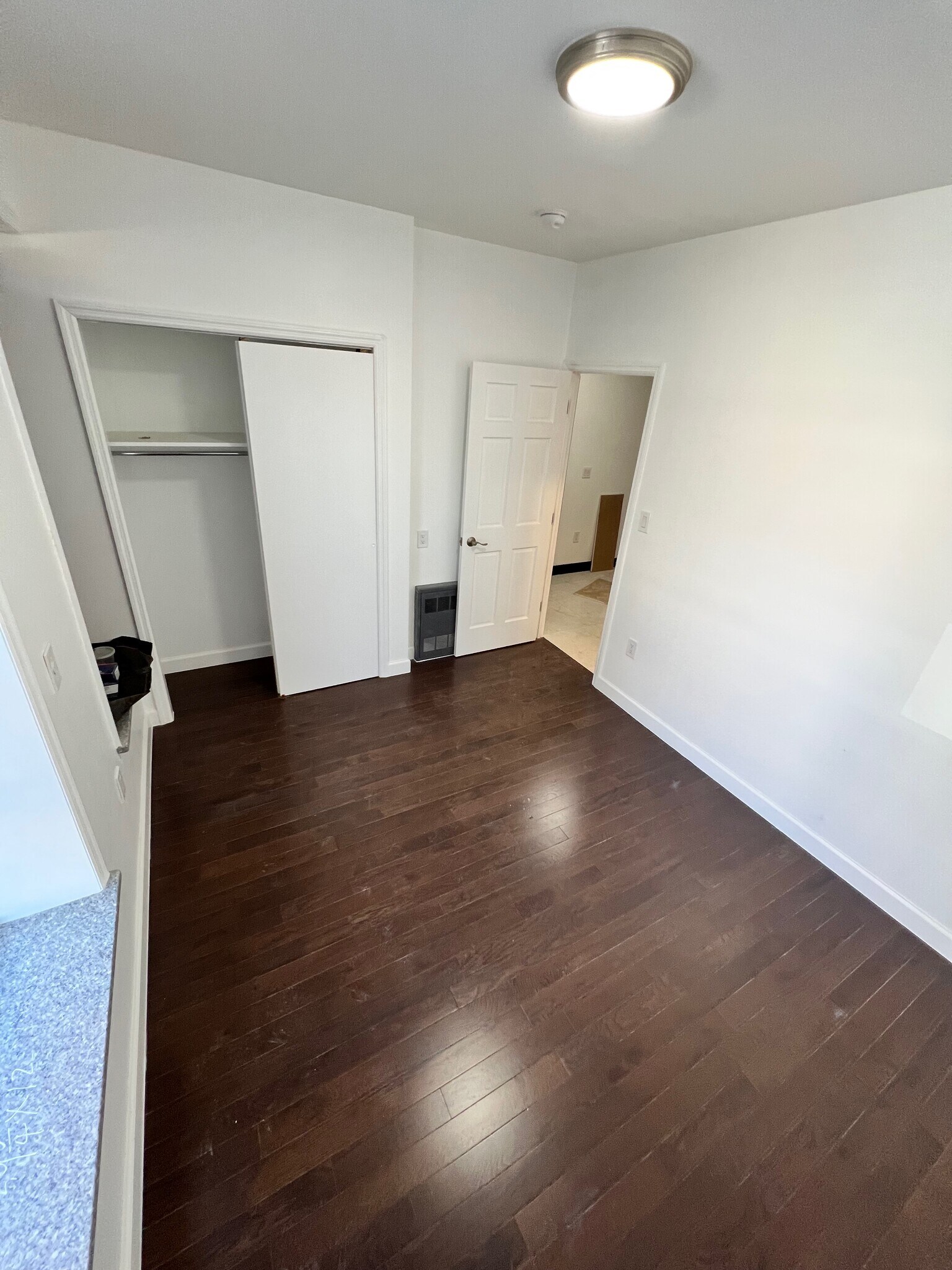 Building Photo - 758 46th St